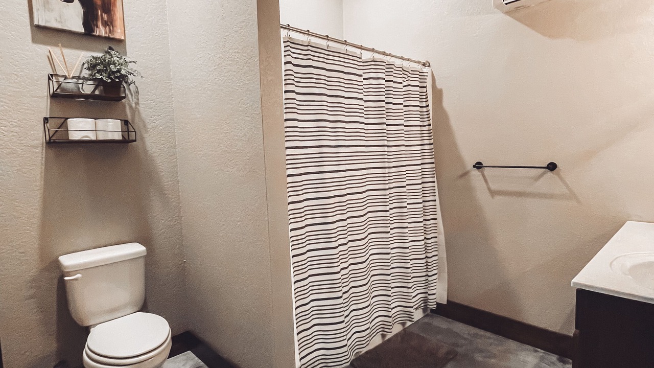 Photo of Bathroom in Clay County