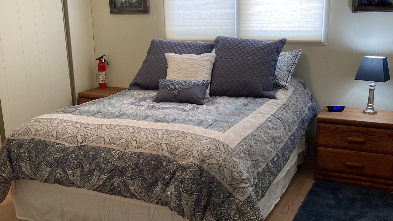 Photo of Bedroom in Plush