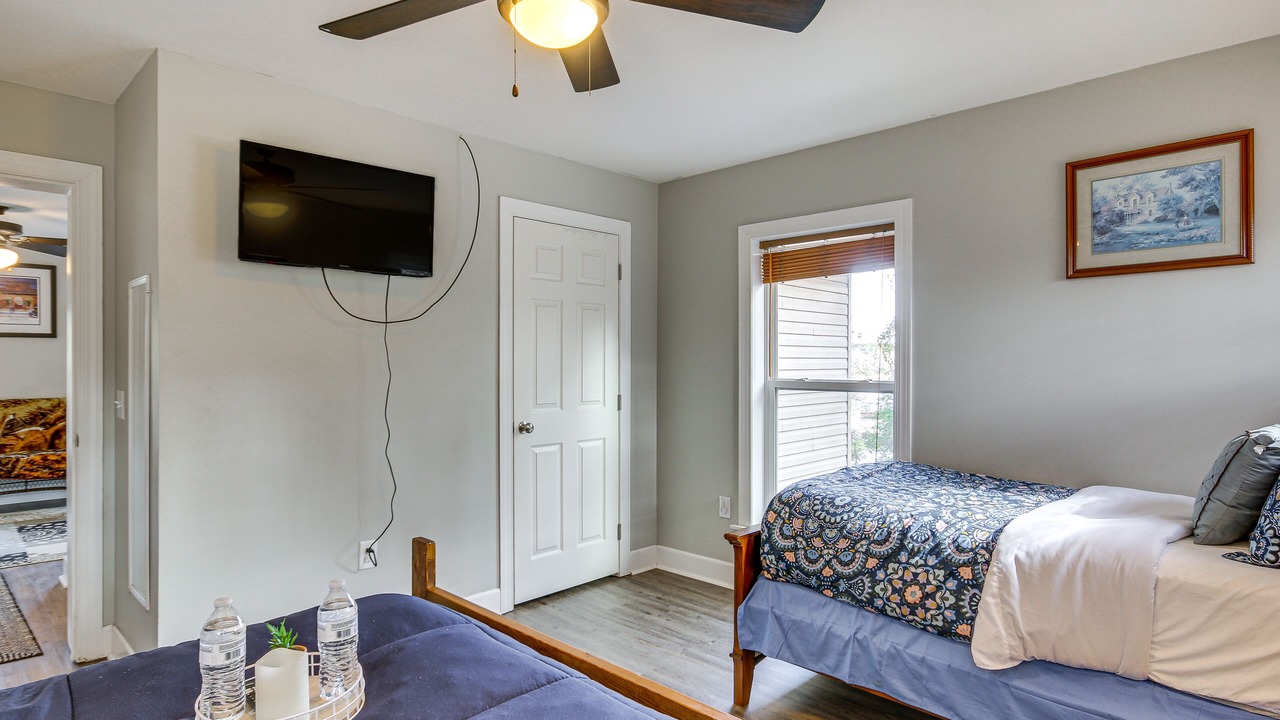 Photo of Bedroom in Leesville