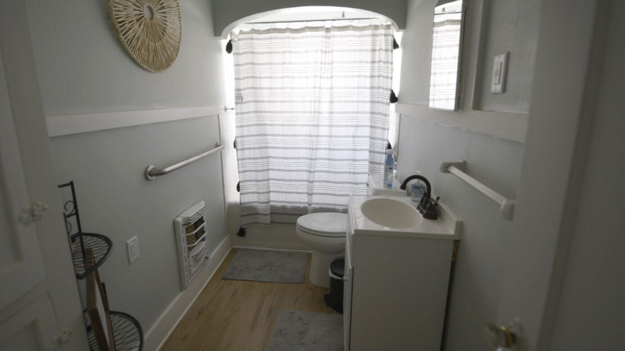 Photo of Bathroom in Alpine