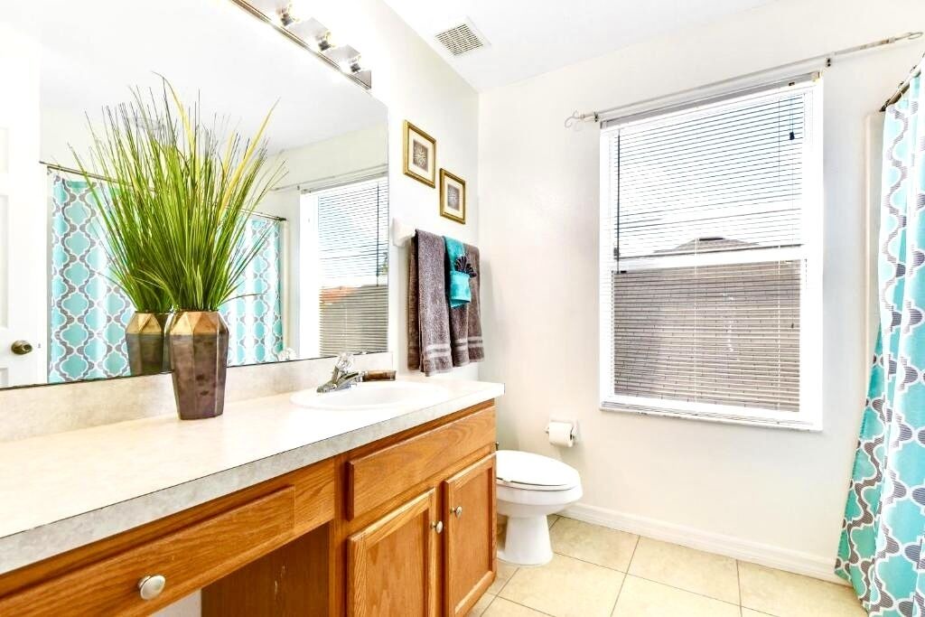 Photo of Bathroom in Lake Berkley