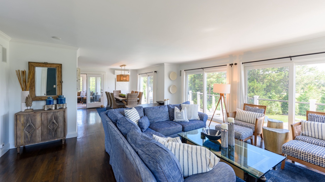 Photo of Livingroom in Katama