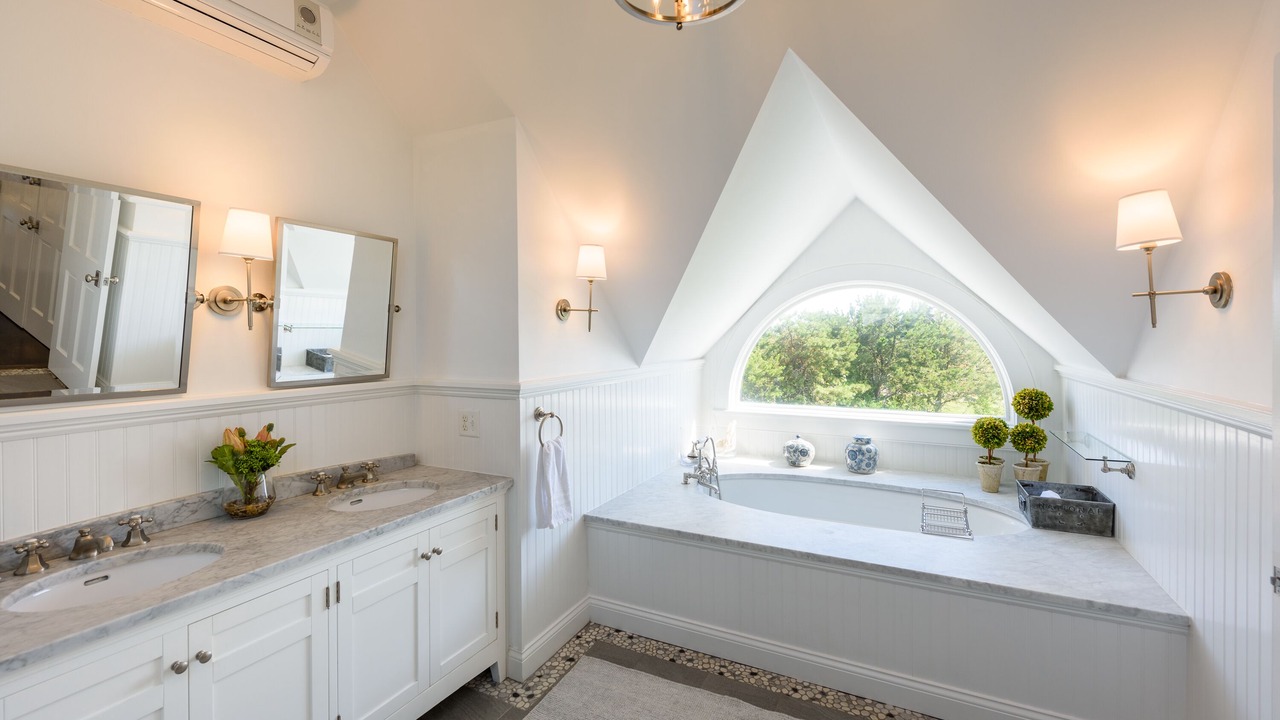 Photo of Bathroom in Katama