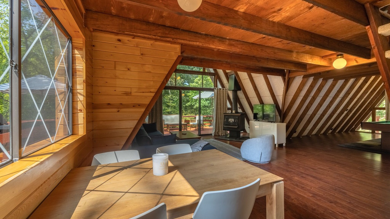Photo of Livingroom in Innsbrook