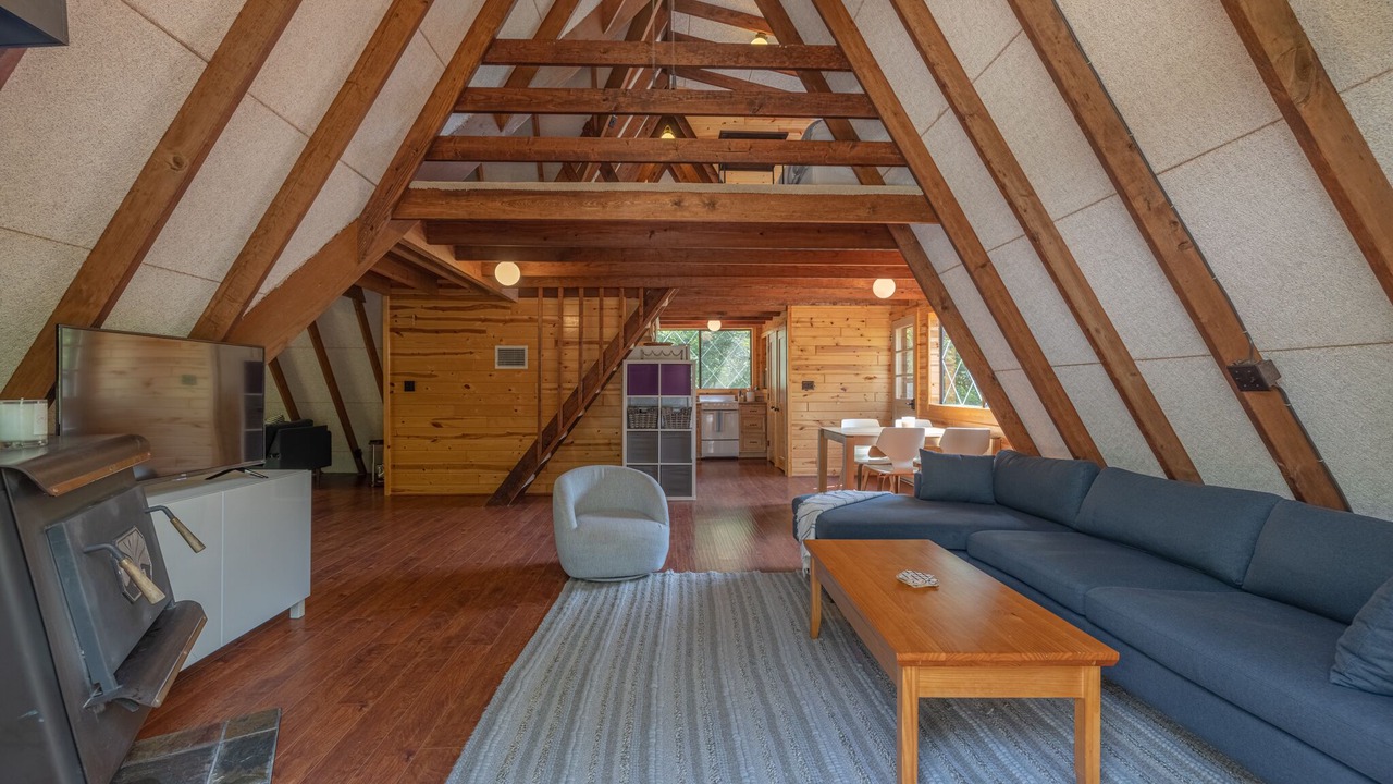 Photo of Livingroom in Innsbrook