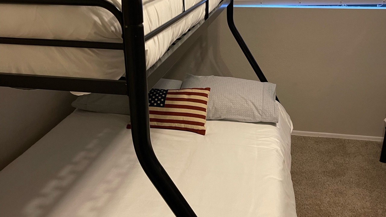 Photo of Bedroom in Bullhead City