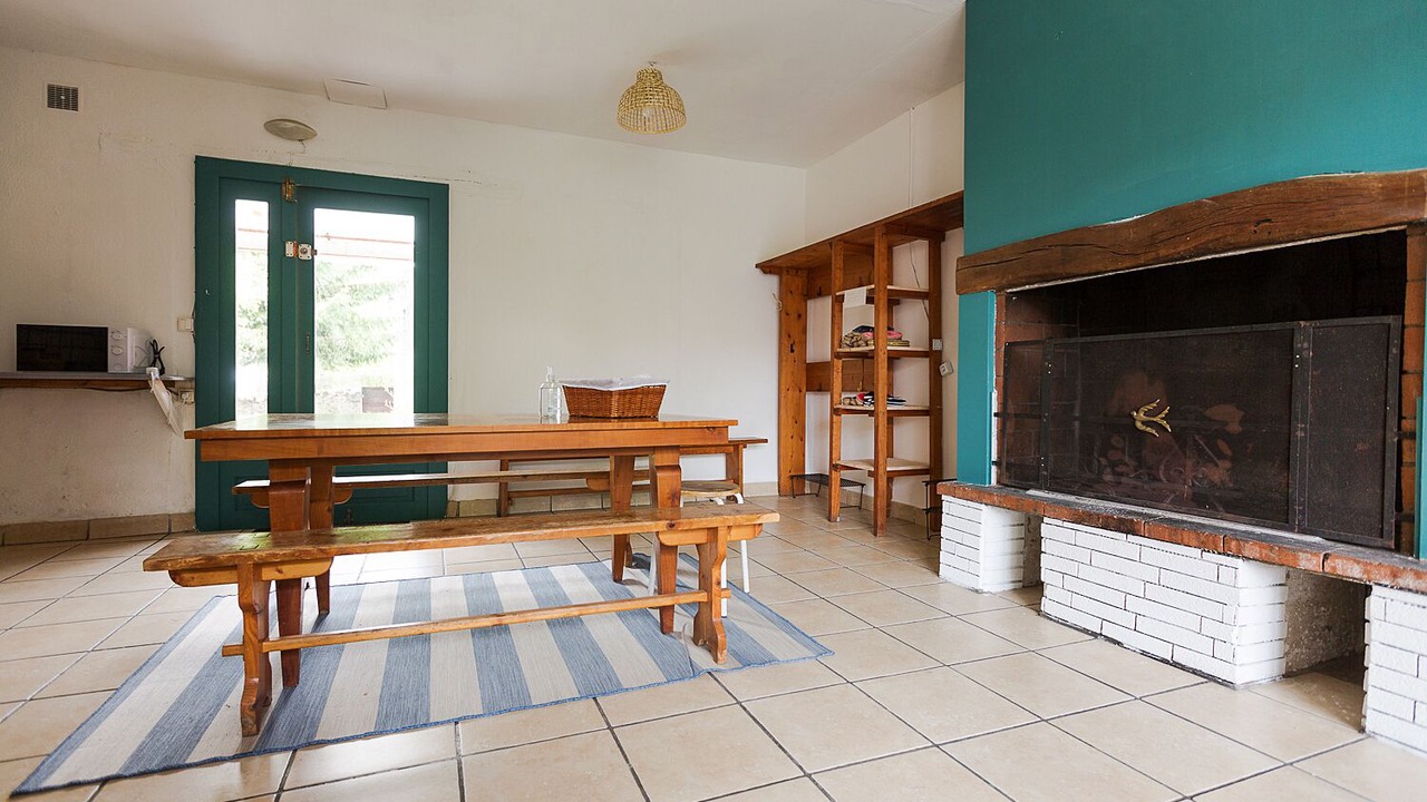 Photo of Others in Ausson