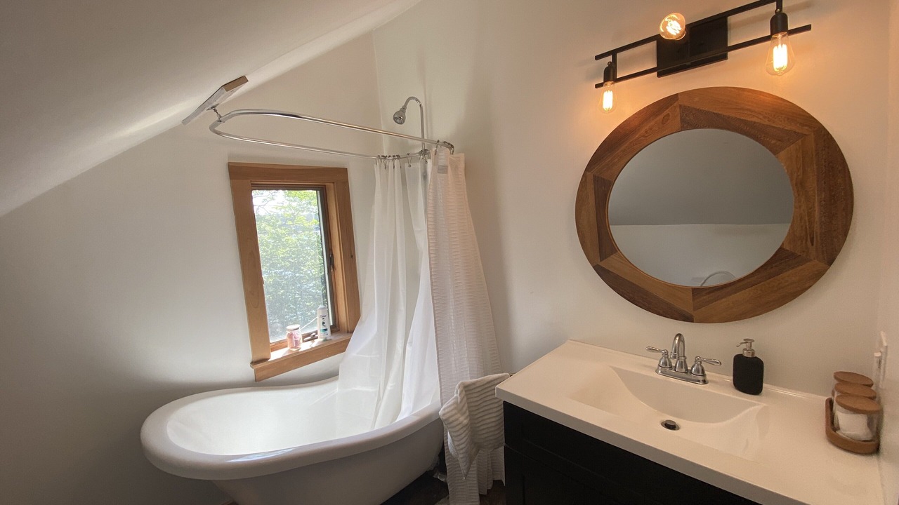 Photo of Bathroom in Cushing