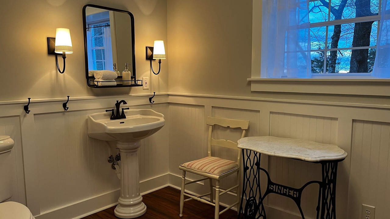 Photo of Bedroom in East Ridge