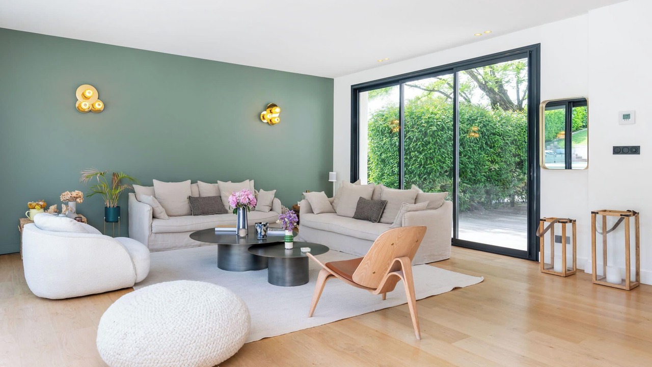 Photo of Livingroom in Saint-Didier-au-Mont-d'Or