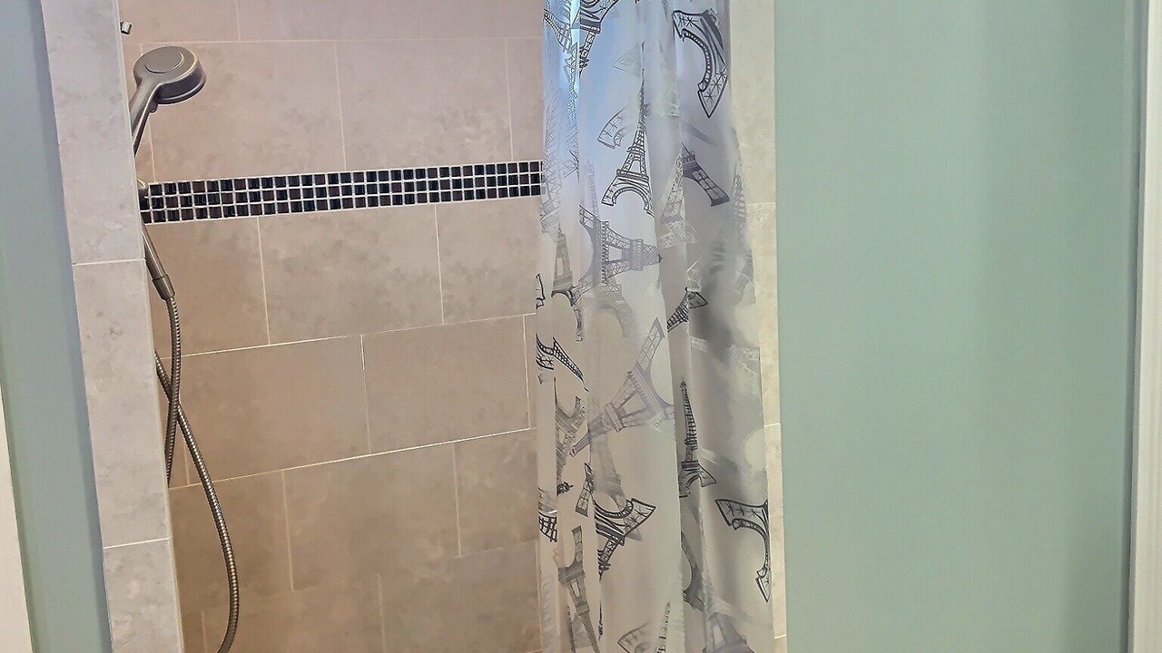 Photo of Bathroom in Negreet