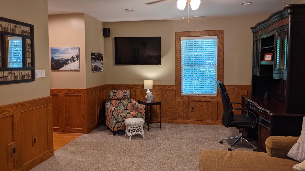 Photo of Livingroom in Northwest Raleigh