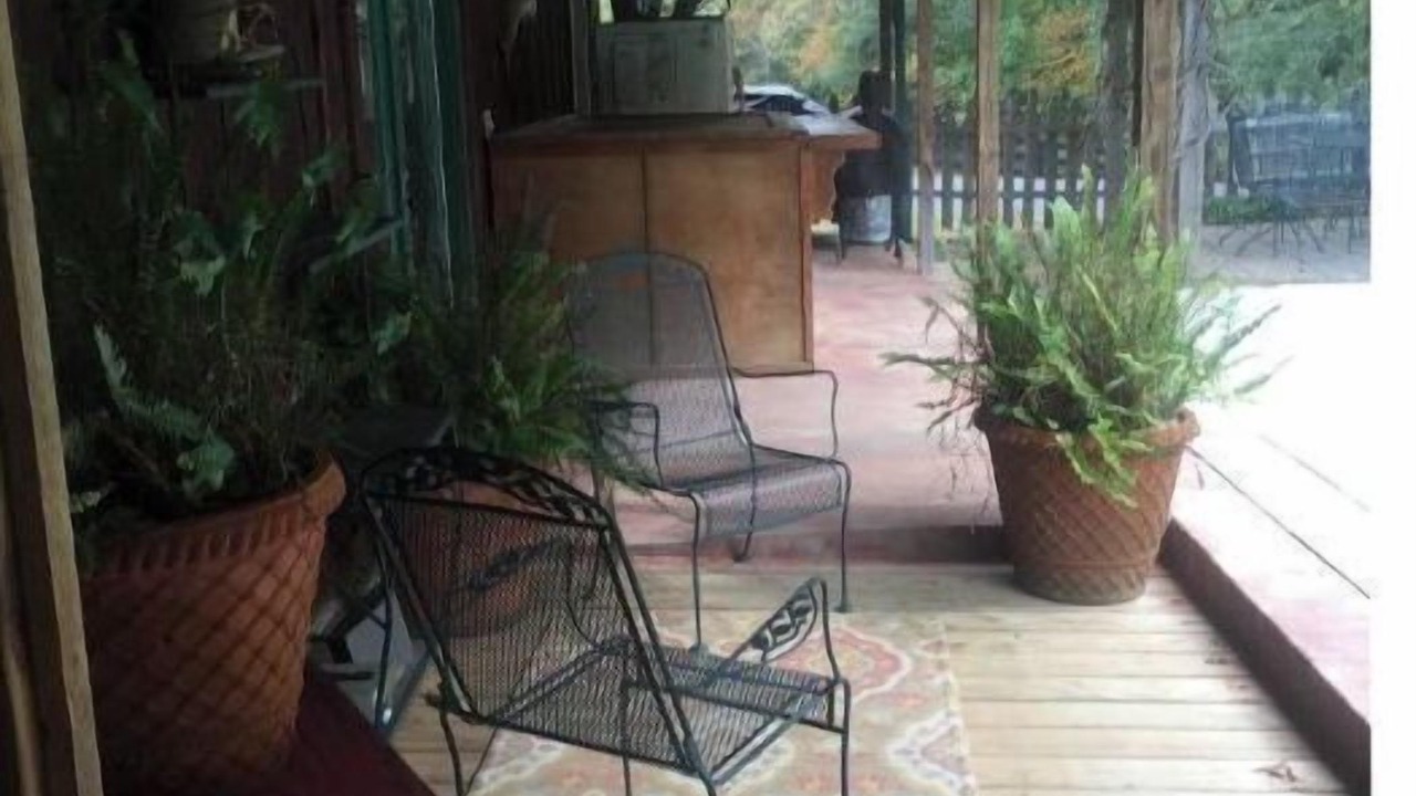 Photo of Patio Balcony in Valley Head