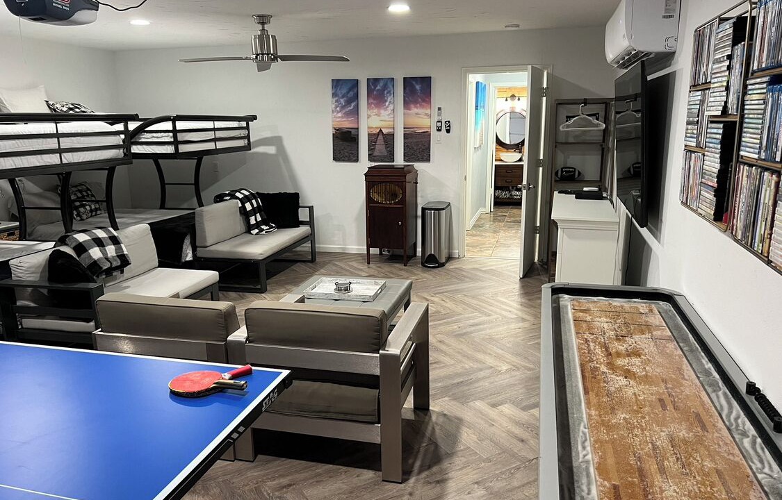 Photo of Bedroom in Oak Point