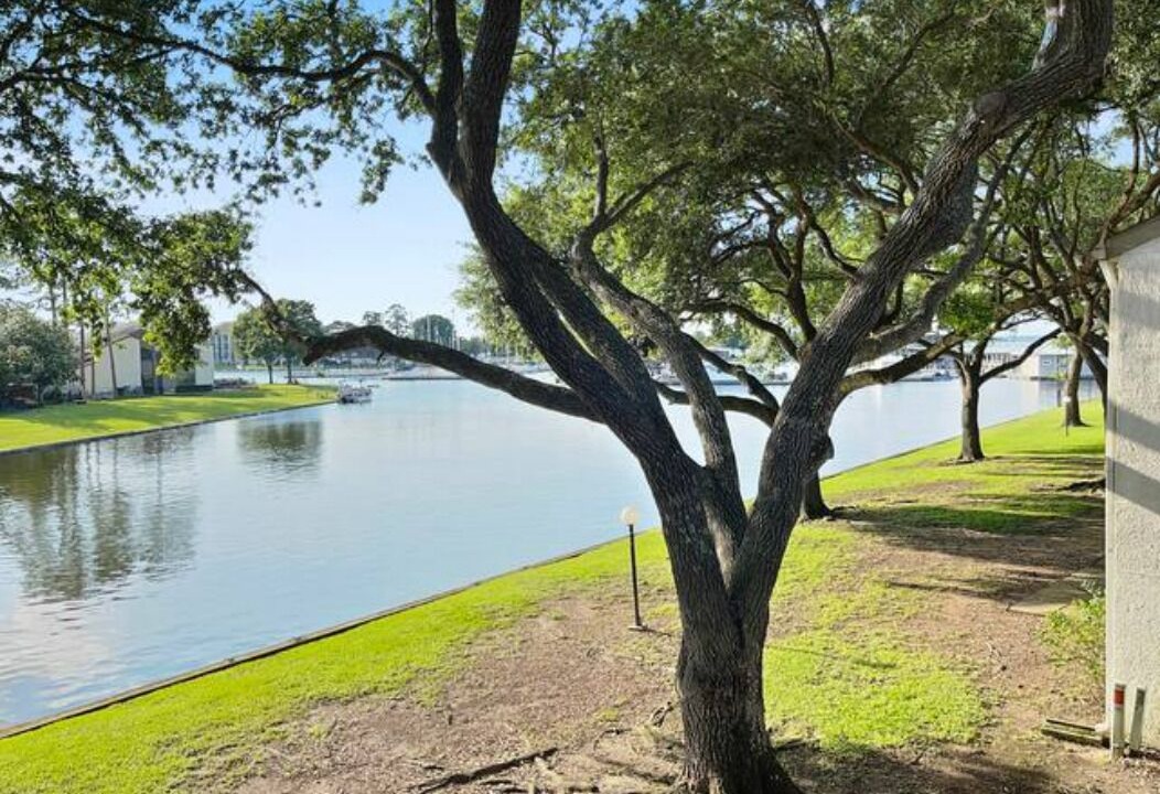 Photo of Outdoor in Walden on Lake Conroe
