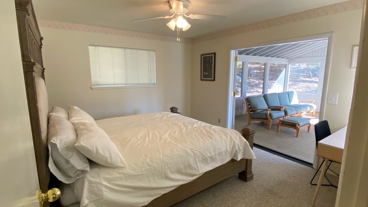Photo of Bedroom in Fern Valley
