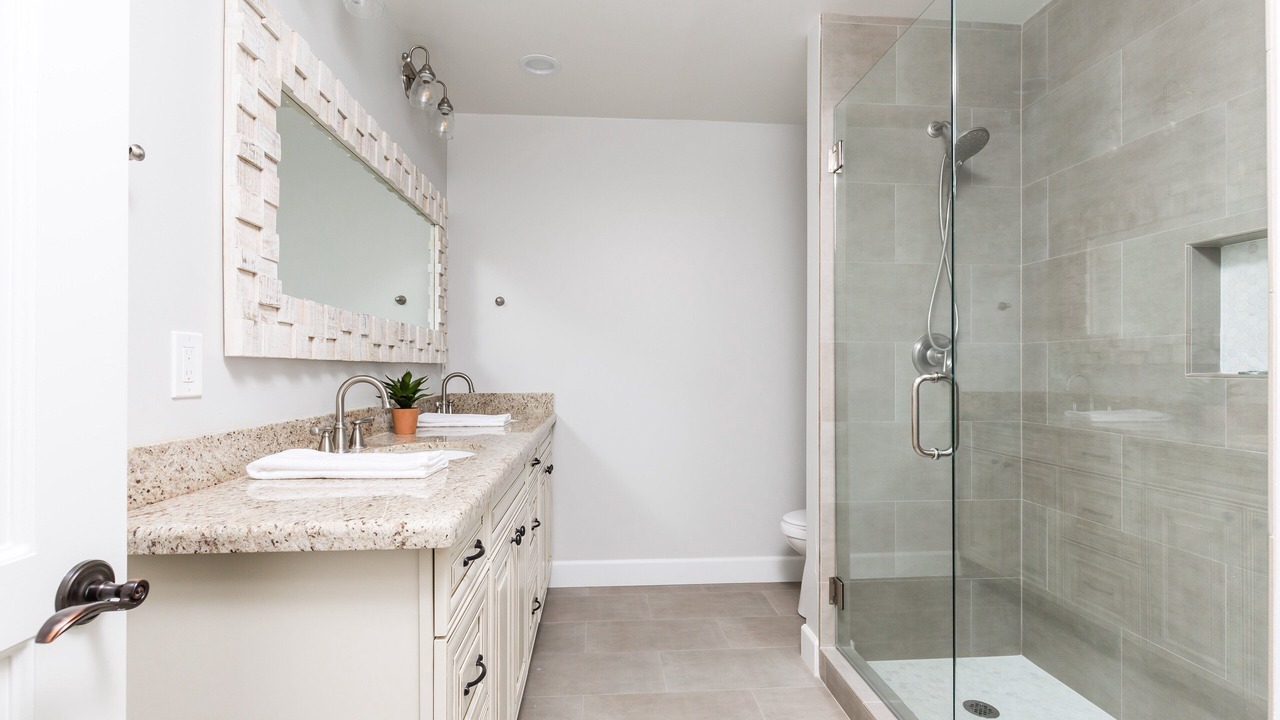 Photo of Bathroom in Arcadia