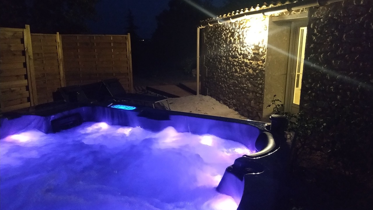 Photo of Outdoor in Berson