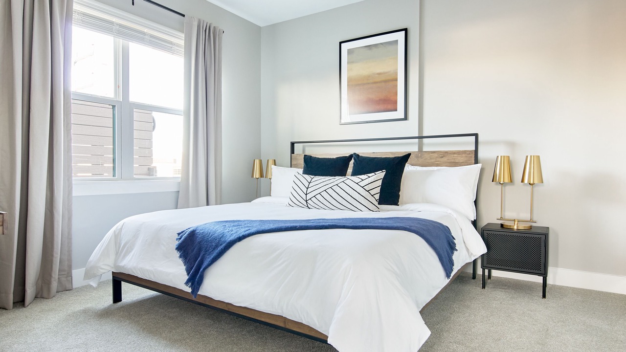 Photo of Bedroom in Hillsboro West End