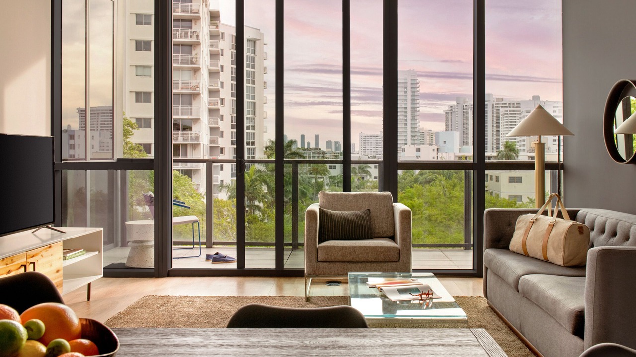 Photo of Livingroom in West Avenue