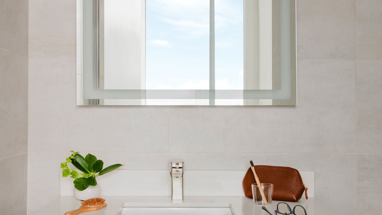 Photo of Bathroom in West Avenue
