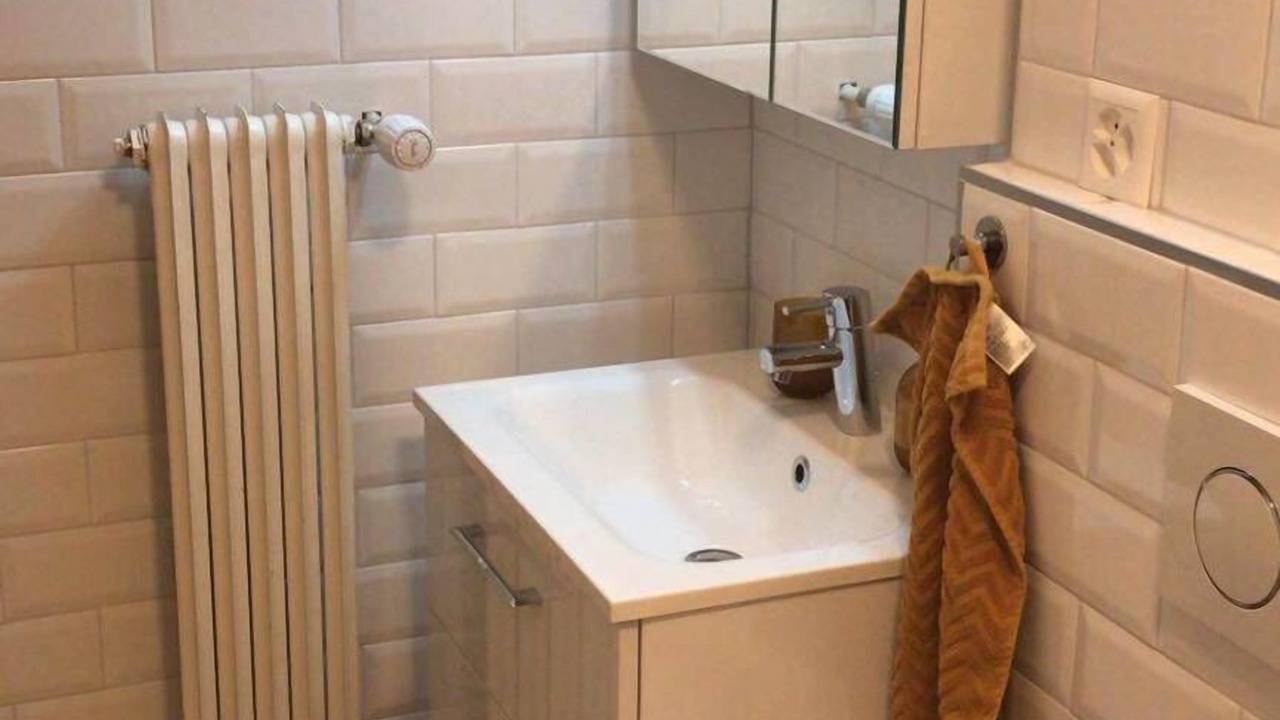 Photo of Bathroom in Vex
