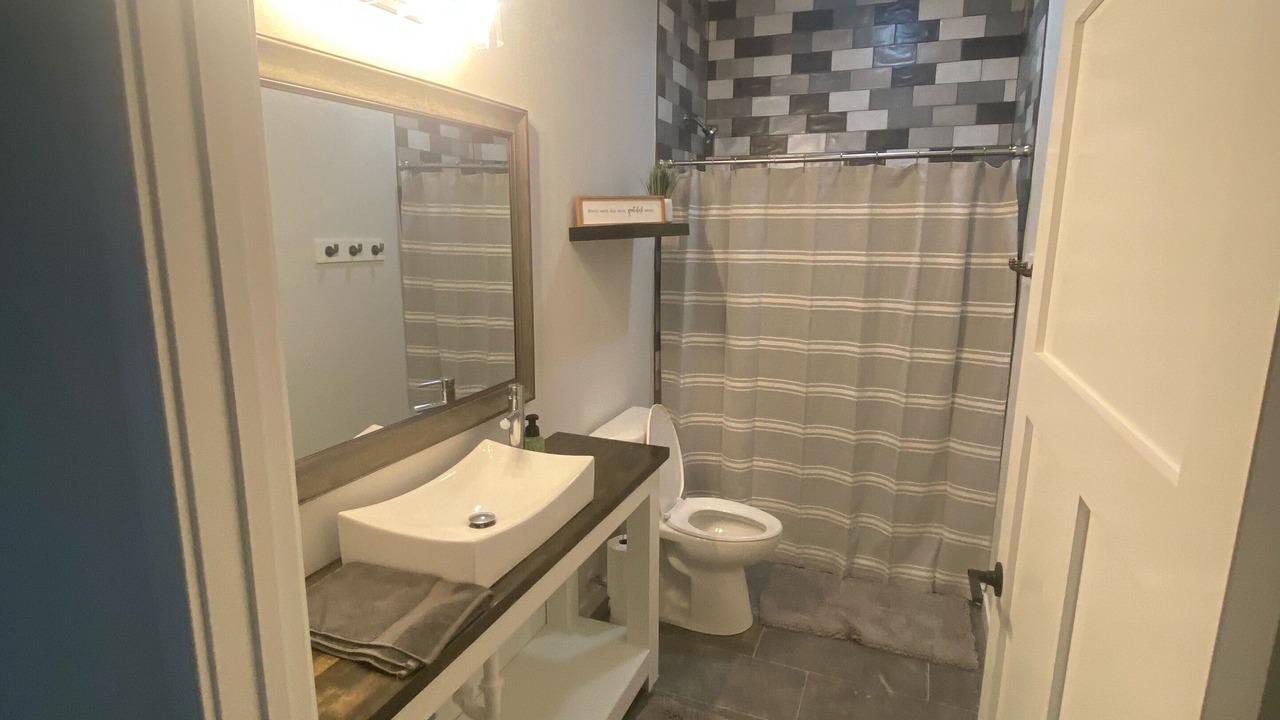 Photo of Bathroom in Sun Valley Lake