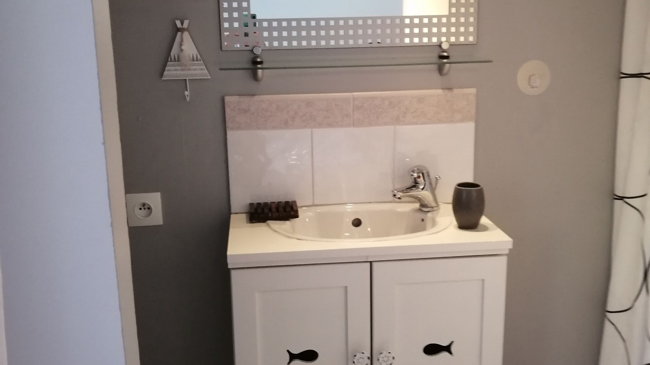 Photo of Bathroom in Montpeyroux