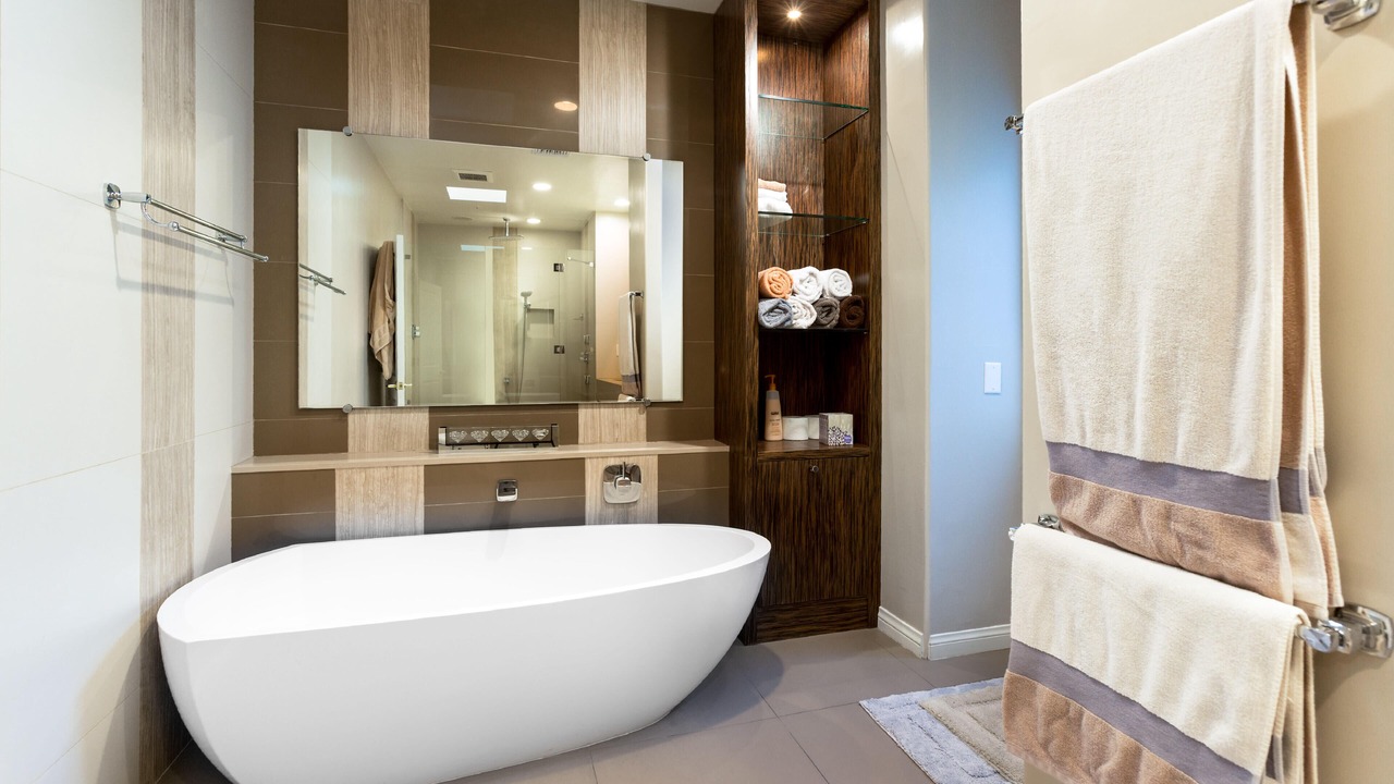 Photo of Bathroom in Beverly Glen