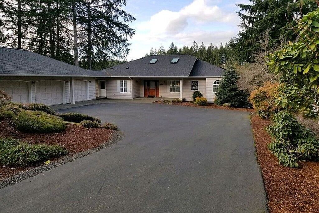 Photo of Outdoor in Shelton