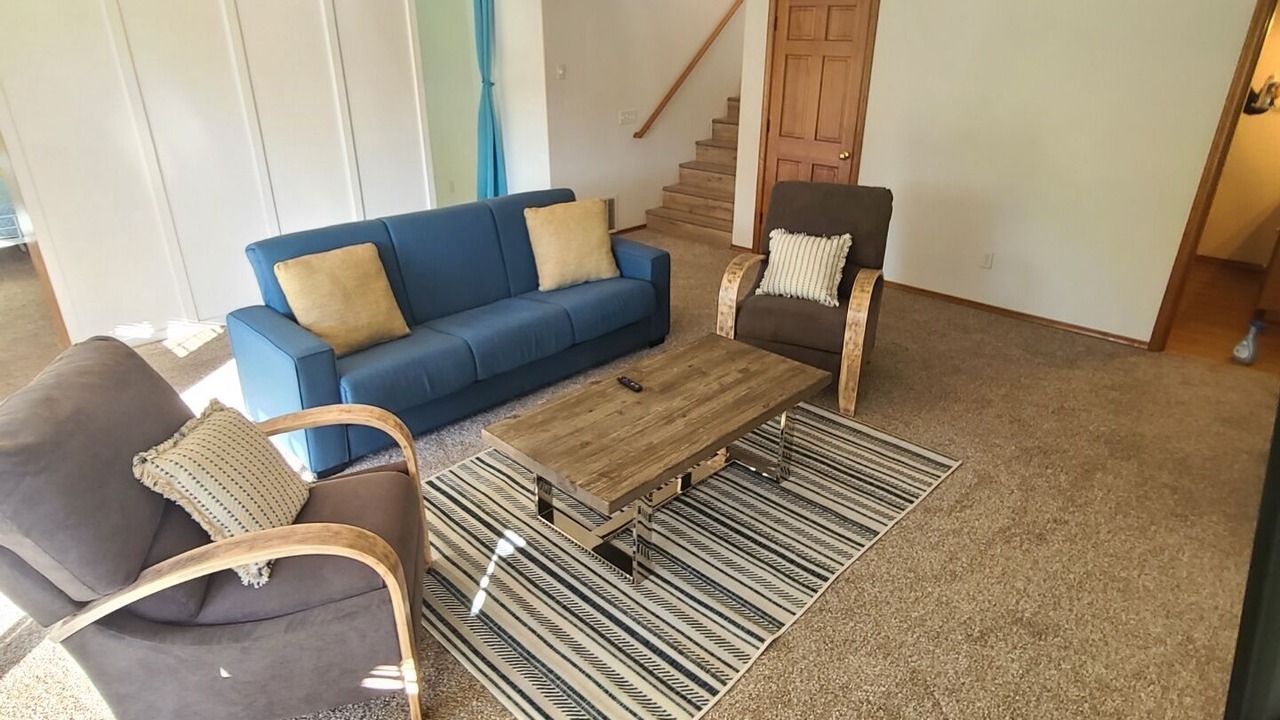 Photo of Livingroom in Shelton