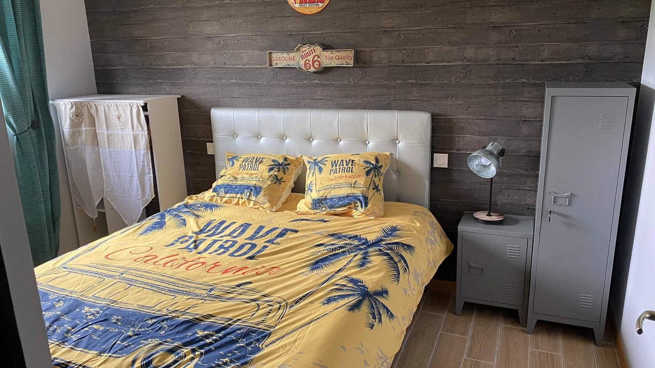 Photo of Bedroom in Preures