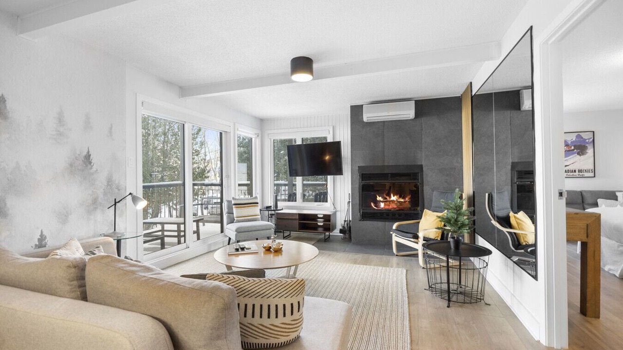 Photo of Livingroom in Mont-Tremblant