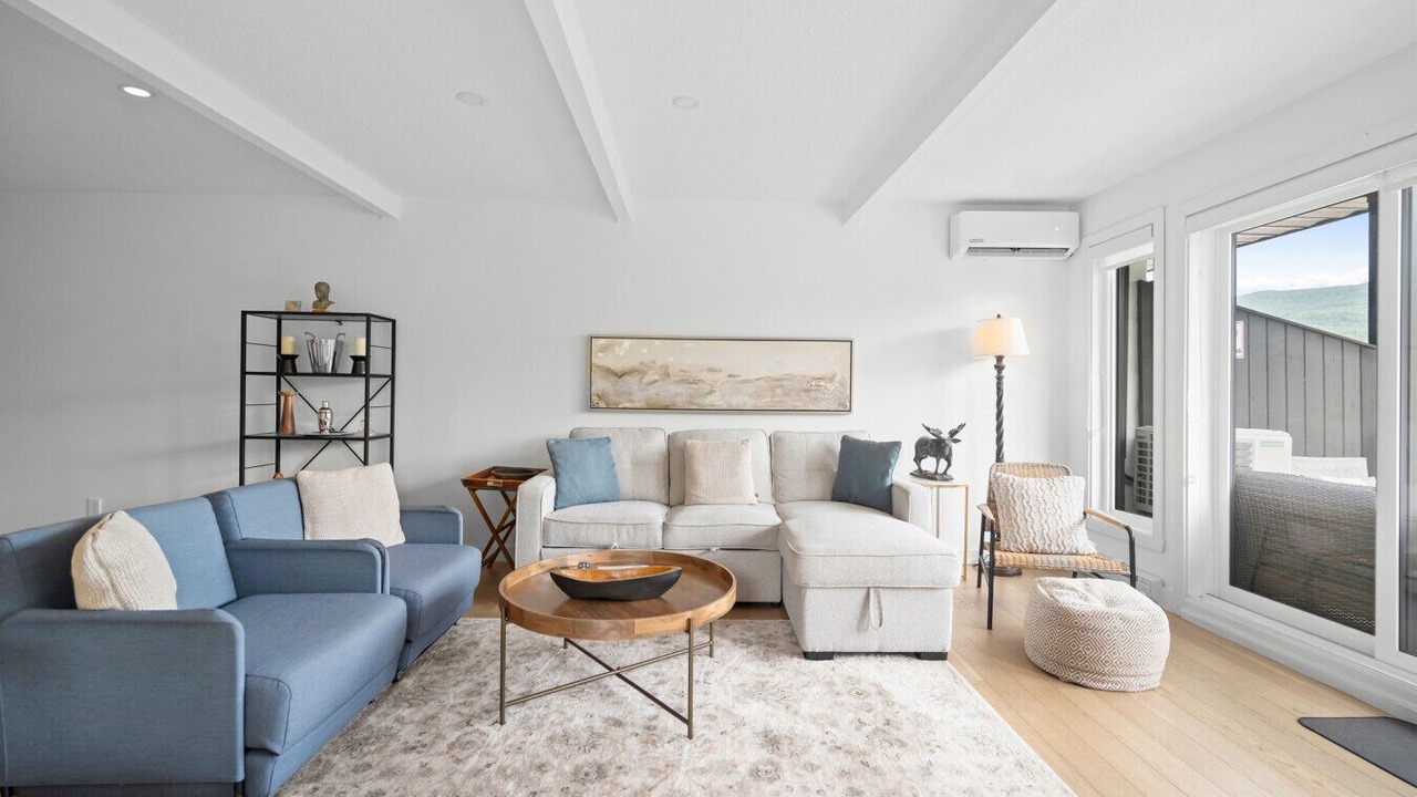Photo of Livingroom in Mont-Tremblant