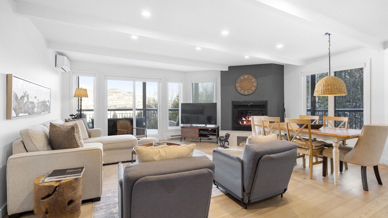 Photo of Livingroom in Mont-Tremblant