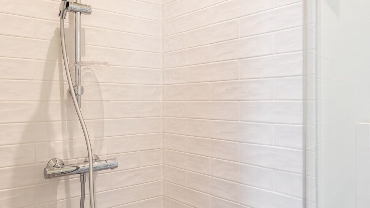 Photo of Bathroom in Centre