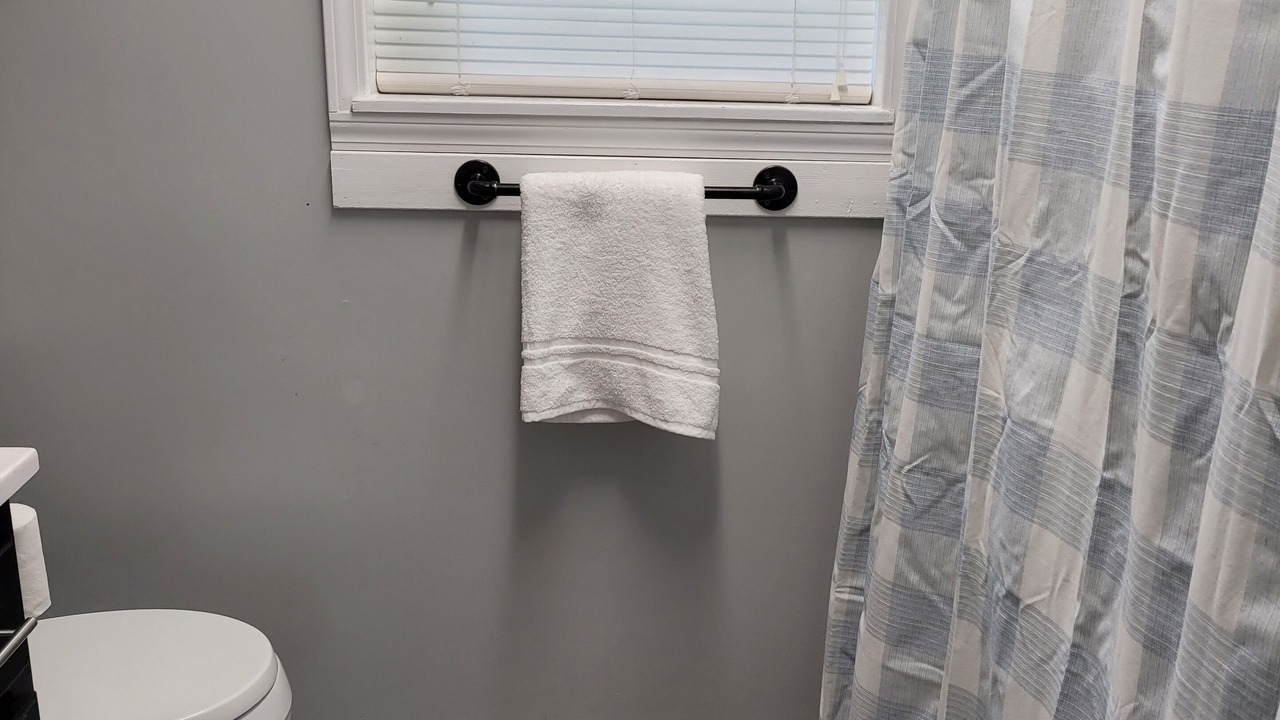 Photo of Bathroom in Iuka