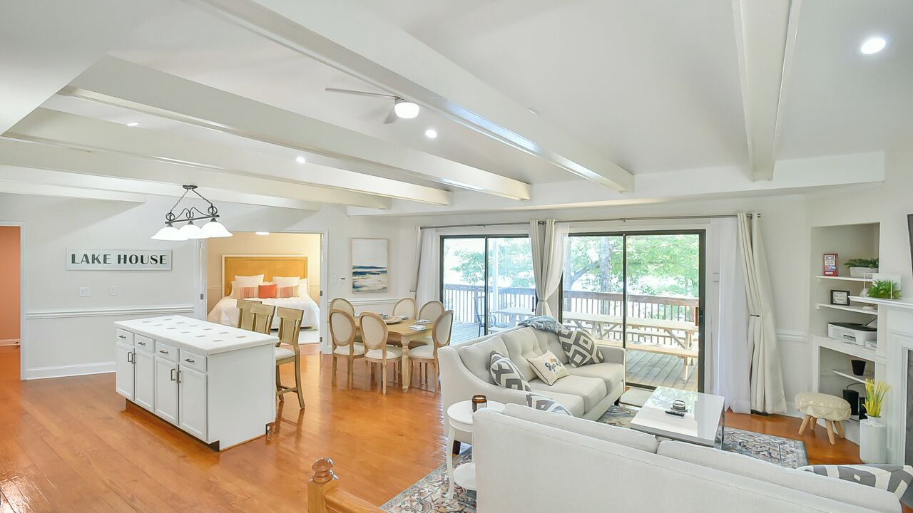 Photo of Livingroom in Semora