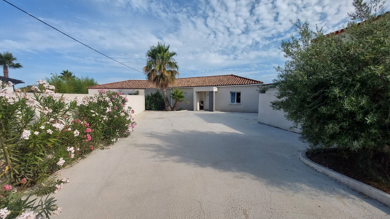 Photo of Outdoor in Saint-Aunes