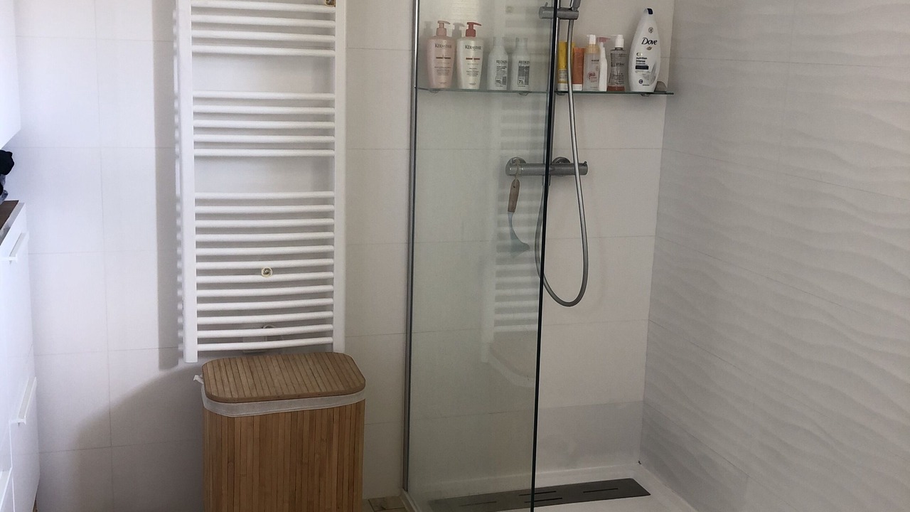 Photo of Bathroom in Le Porge