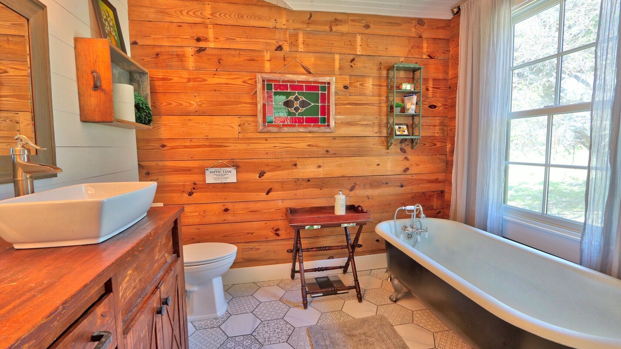 Photo of Bathroom in Wimberley