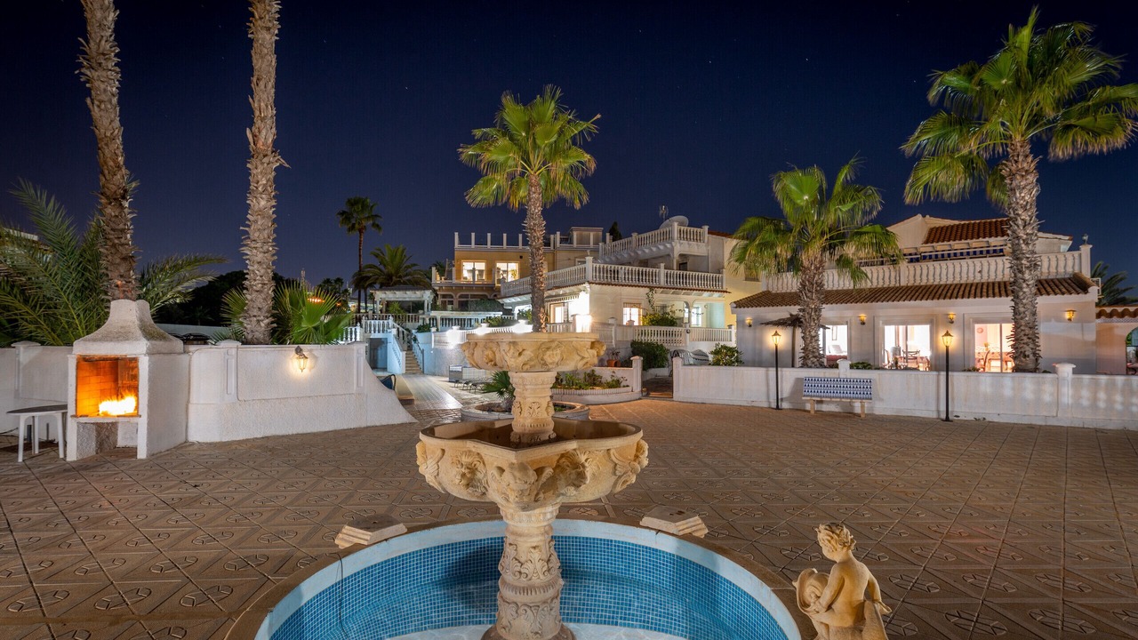 Photo of Patio Balcony in Flamenca Beach