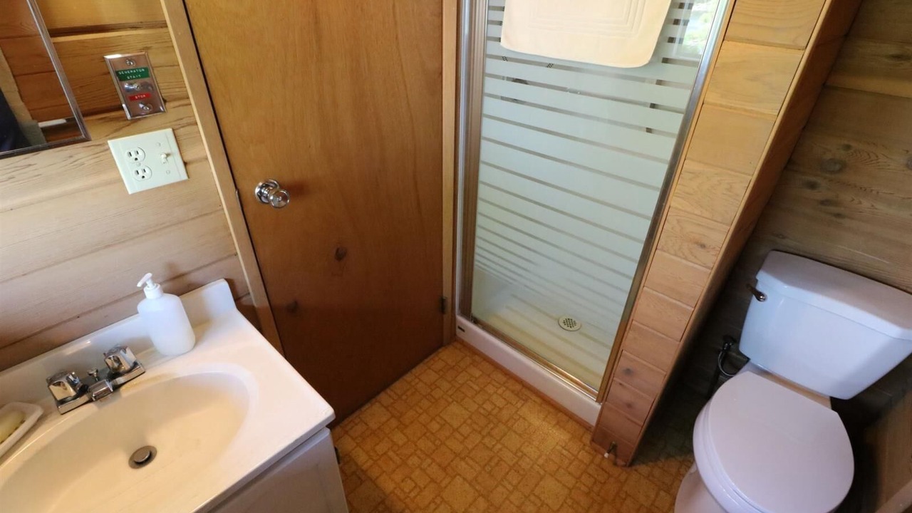 Photo of Bathroom in Sioux Narrows