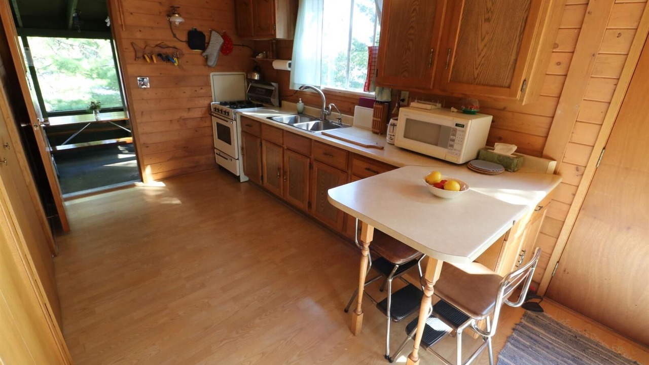 Photo of Kitchen in Sioux Narrows