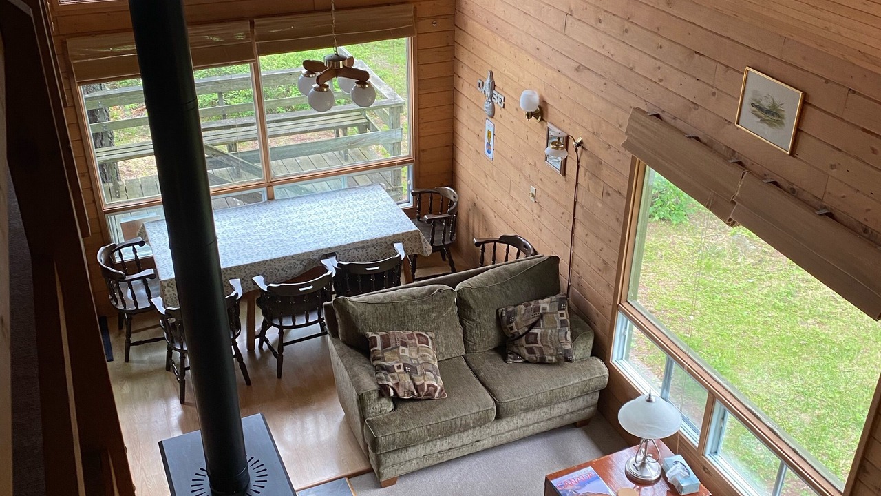 Photo of Livingroom in Sioux Narrows