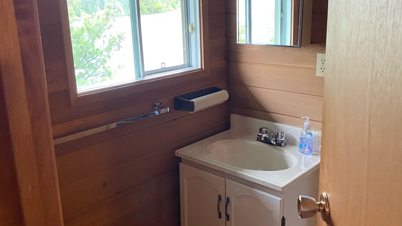 Photo of Bathroom in Sioux Narrows