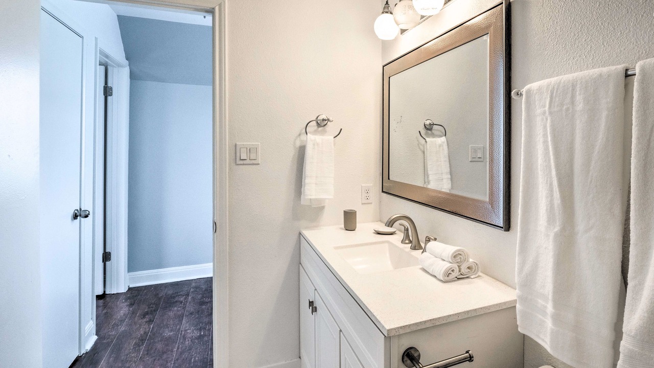 Photo of Bathroom in Garfield
