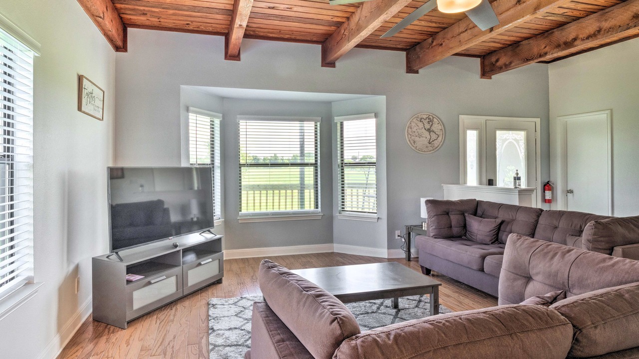 Photo of Bedroom in Garfield