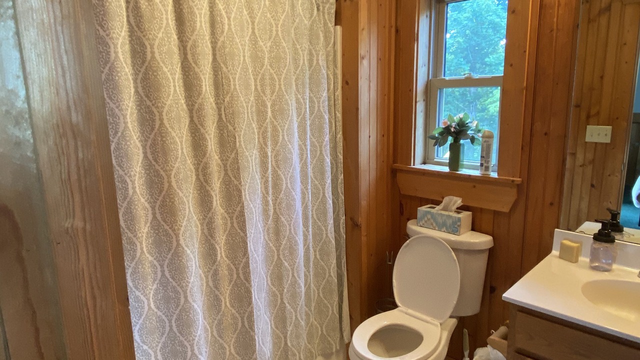 Photo of Bathroom in Rutherfordton