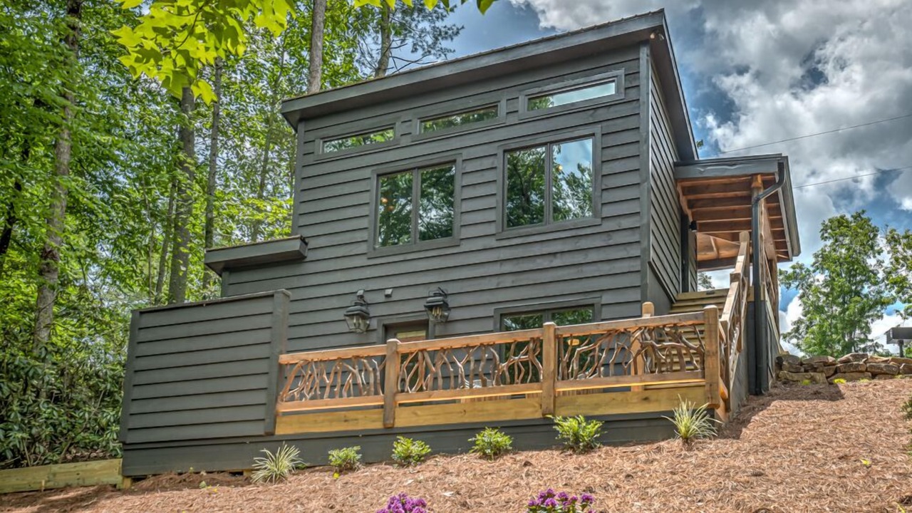 Photo of Outdoor in Cashes Valley